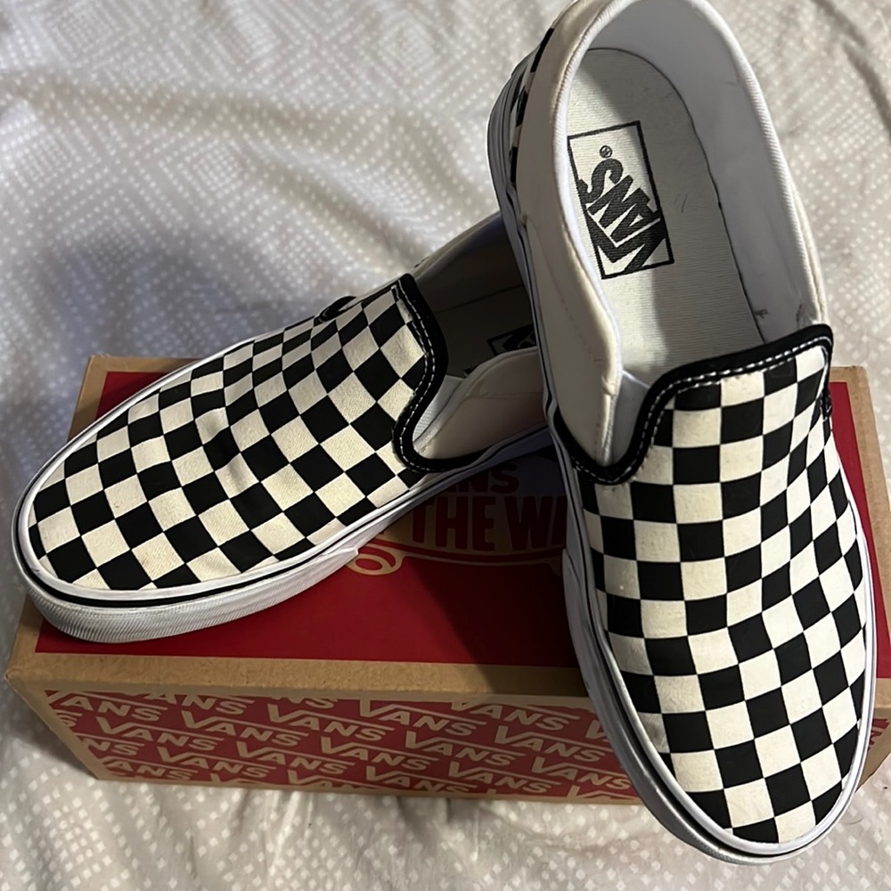 Classic checkered Slip on Vans